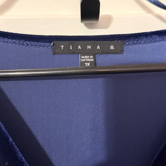 Tiana B Sapphire Blue Velvet Faux Wrap Party Dress 1X - Picture 5 of 11